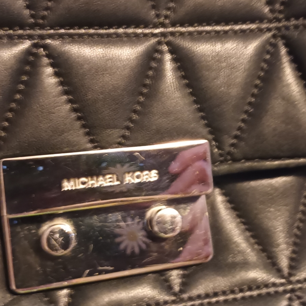 Michael Kors purse - Picture 7 of 16